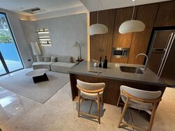 Miltonia Close (D27), Terrace #611080371